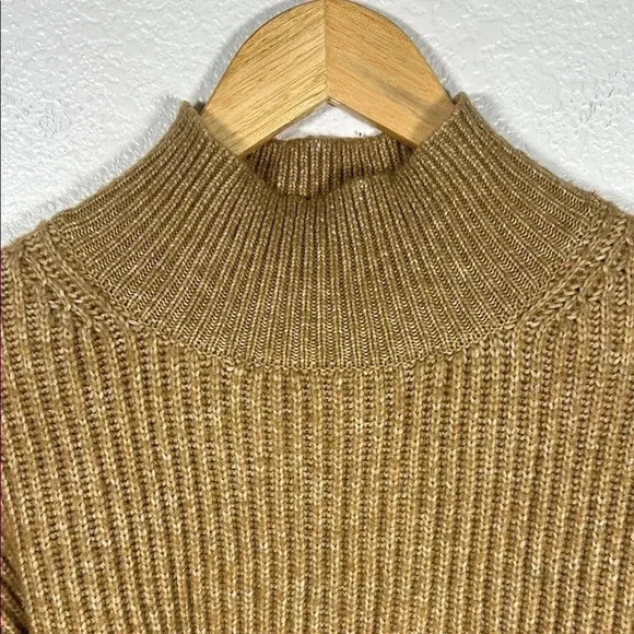 TOPSHOP Cozy Brown Turtleneck Sweater - Picture 2 of 8